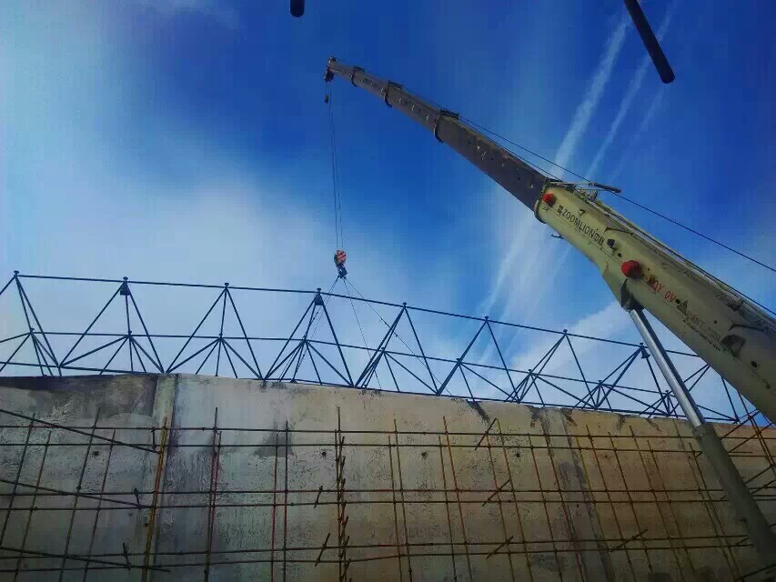 呼伦贝尔食堂网架结构工程